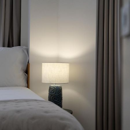 Ferienwohnung Alma Invicta Almada Porto Exterior foto